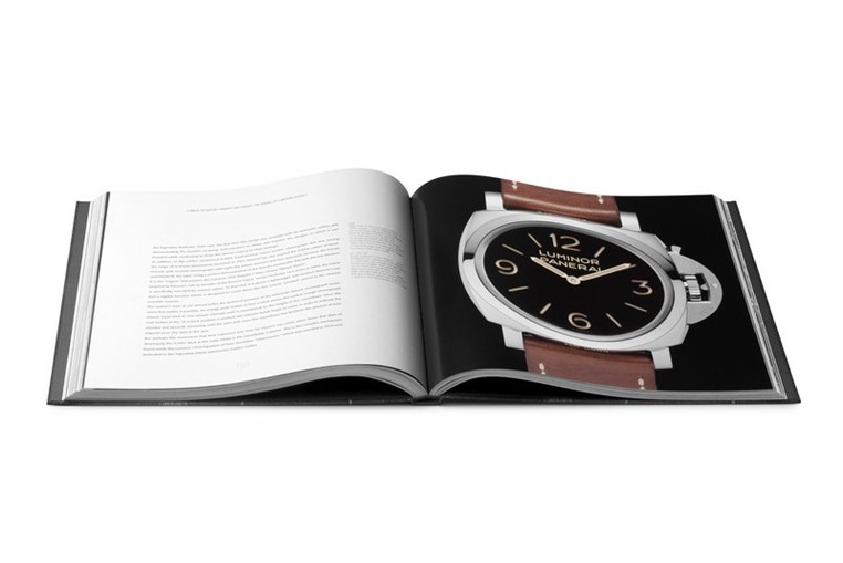 THE NEW PANERAI BOOK: A FASCINATING ACCOUNT OF ITALIAN WATCHMAKING  EXCELLENCE